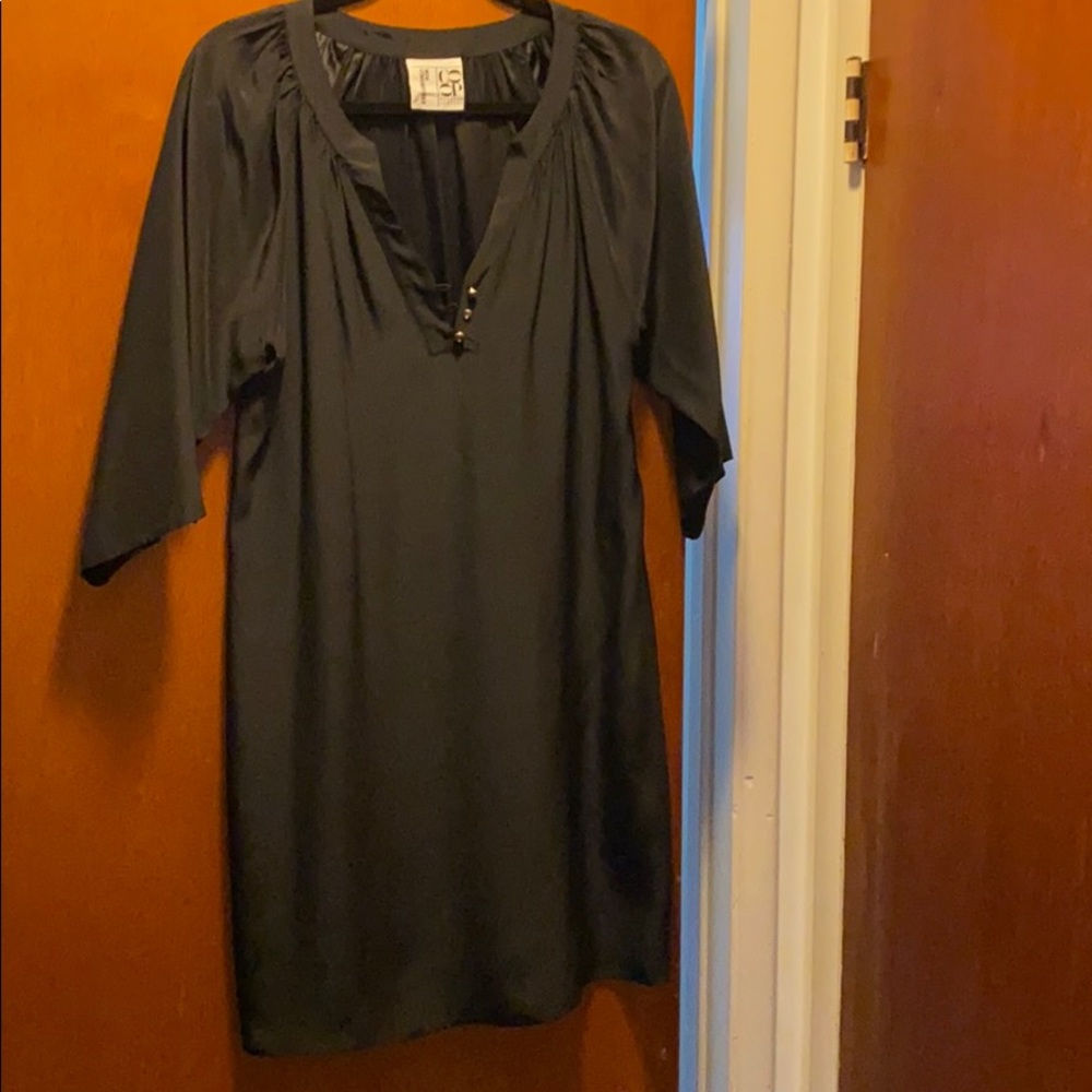 Short silk Cynthia Vincent dress